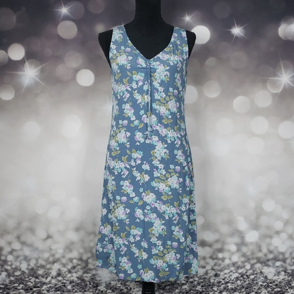 GAP Dresses & Skirts - GAP Floral Drawstring V Neck Size 6 Maxi Dress